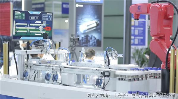 清远_2025澳门最精准正版免费大全,声讨挑战仔细释义、解释与落实